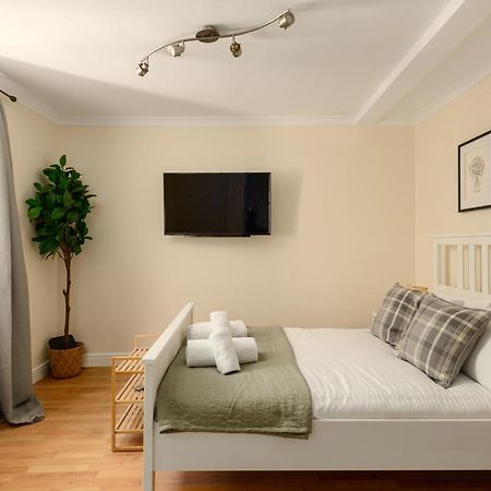 Cosy Dean Village Studio Единбург Екстер'єр фото